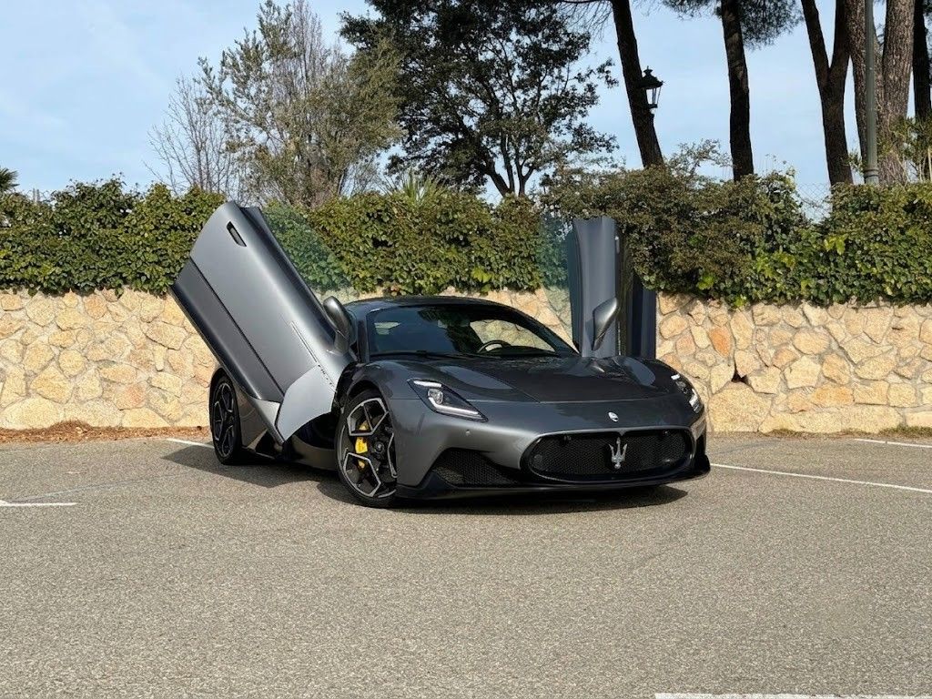 Maserati MC20 v6 630